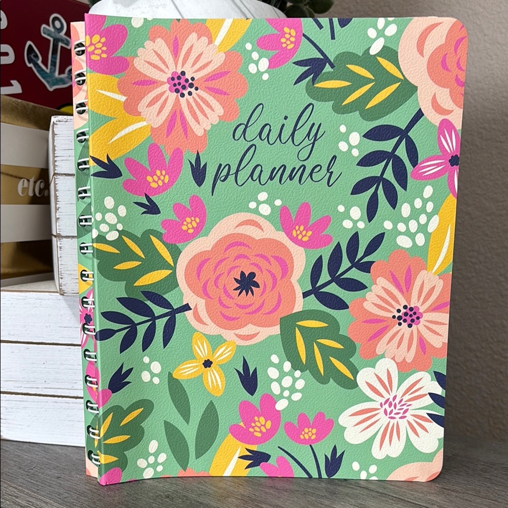 Floral Undated Daily Planner